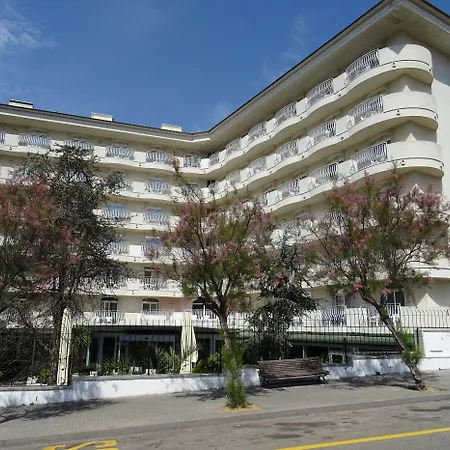 ホテル Alegria Fenals Mar 3*