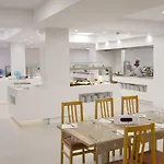 阿莱格里亚费奈斯玛尔酒店 酒店 滨海略雷特